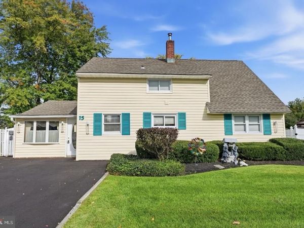 15 RUBY LANE , LEVITTOWN, PA 19055