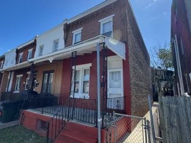 2042 CEMETERY AVENUE, PHILADELPHIA, PA 19142