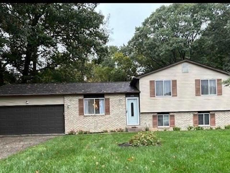 2856 Vantage Point Drive, Columbus, OH 43224 Photo 1