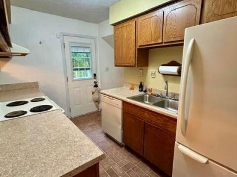 2856 Vantage Point Drive, Columbus, OH 43224 Photo 9
