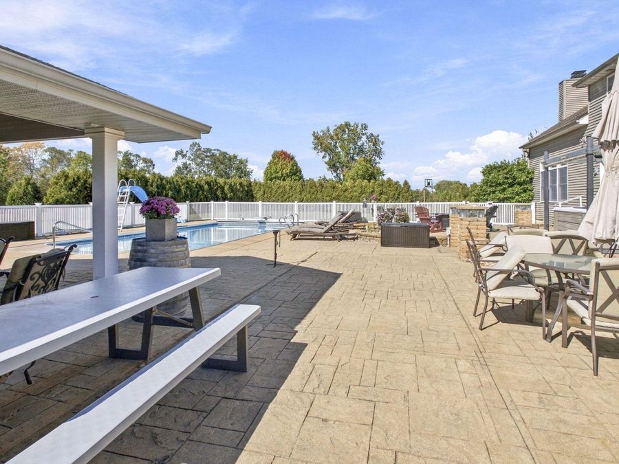 Property Image 101