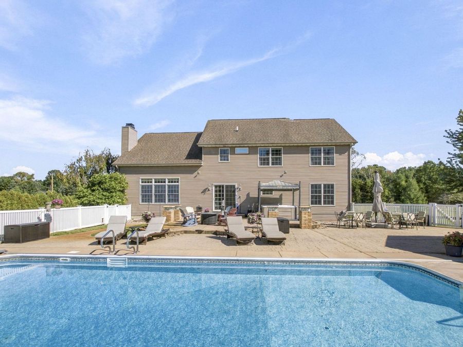 Property Image 93