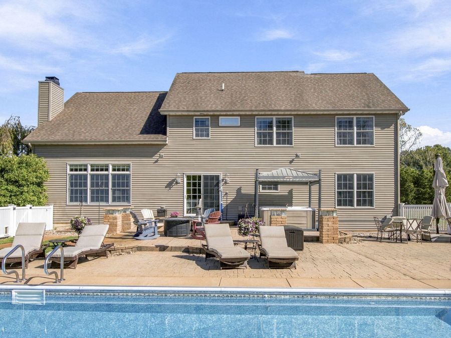 Property Image 94