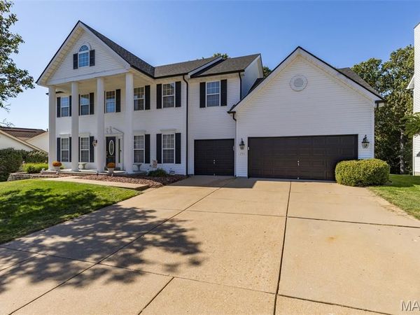 751 Grandview Ridge Ct, Eureka, MO 63025