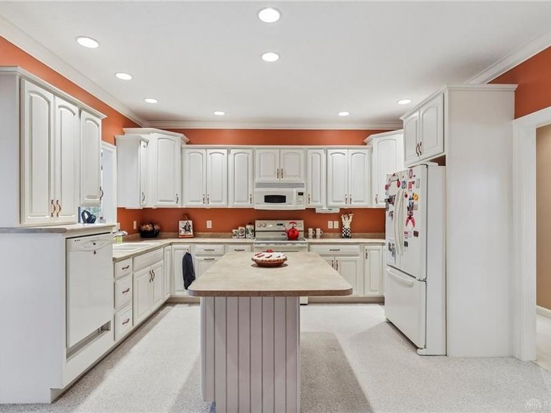 700 Westlake Drive, Troy, OH 45373 Photo 17
