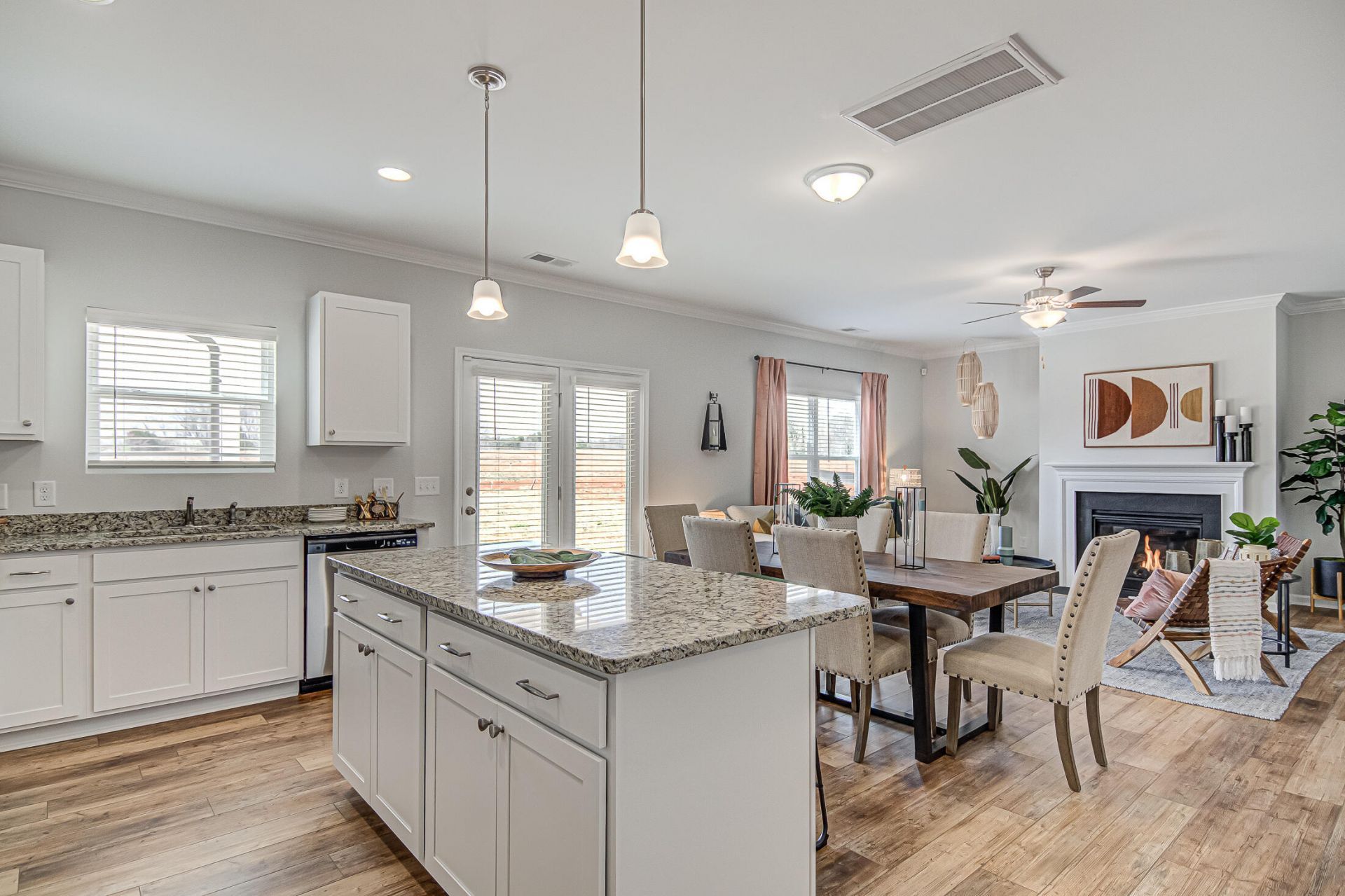 408 O'leary Circle Photo 6