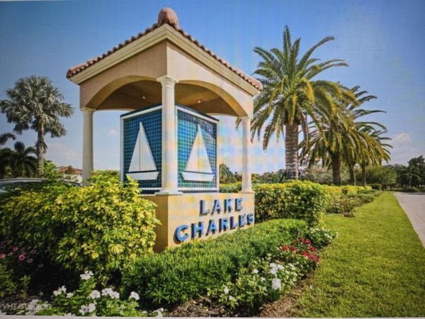 677 SW ANDROS Circle, Port St. Lucie, FL 34986