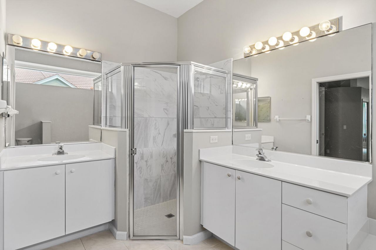 677 SW Andros Circle, Port Saint Lucie, FL 34986 Photo