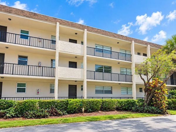 485 N Pine Island Rd, Unit A202, Plantation, FL 33324