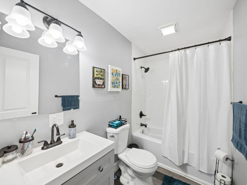 3475 Karl Road, Columbus, OH 43224 Photo 28