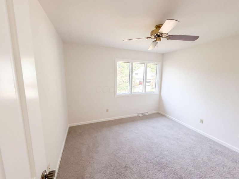 139 Green Springs Drive , Columbus, OH 43235 Photo 12