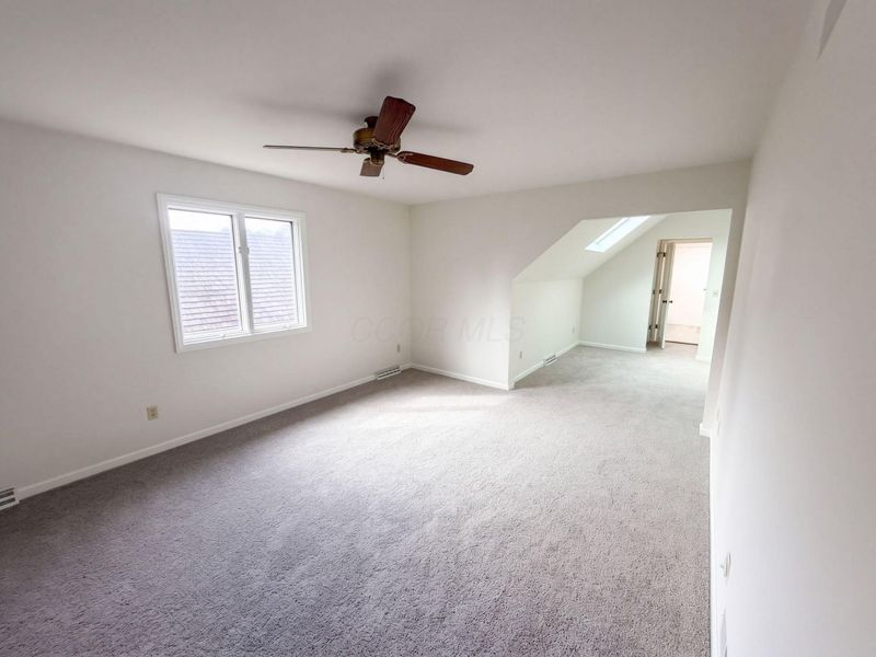 139 Green Springs Drive , Columbus, OH 43235 Photo 13