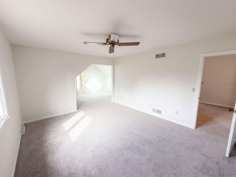 139 Green Springs Drive , Columbus, OH 43235 Photo 14