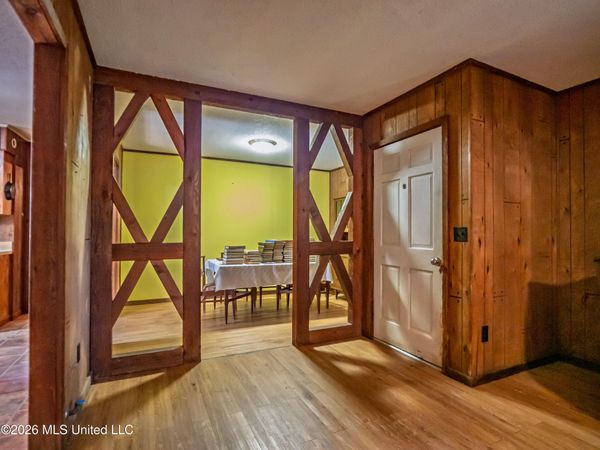 1812 Farrish Gravel Road, Batesville, MS 38606