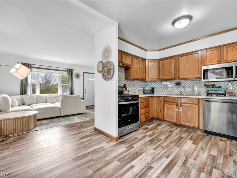 446 Circle Drive, Newton Falls, OH 44444 Photo 6