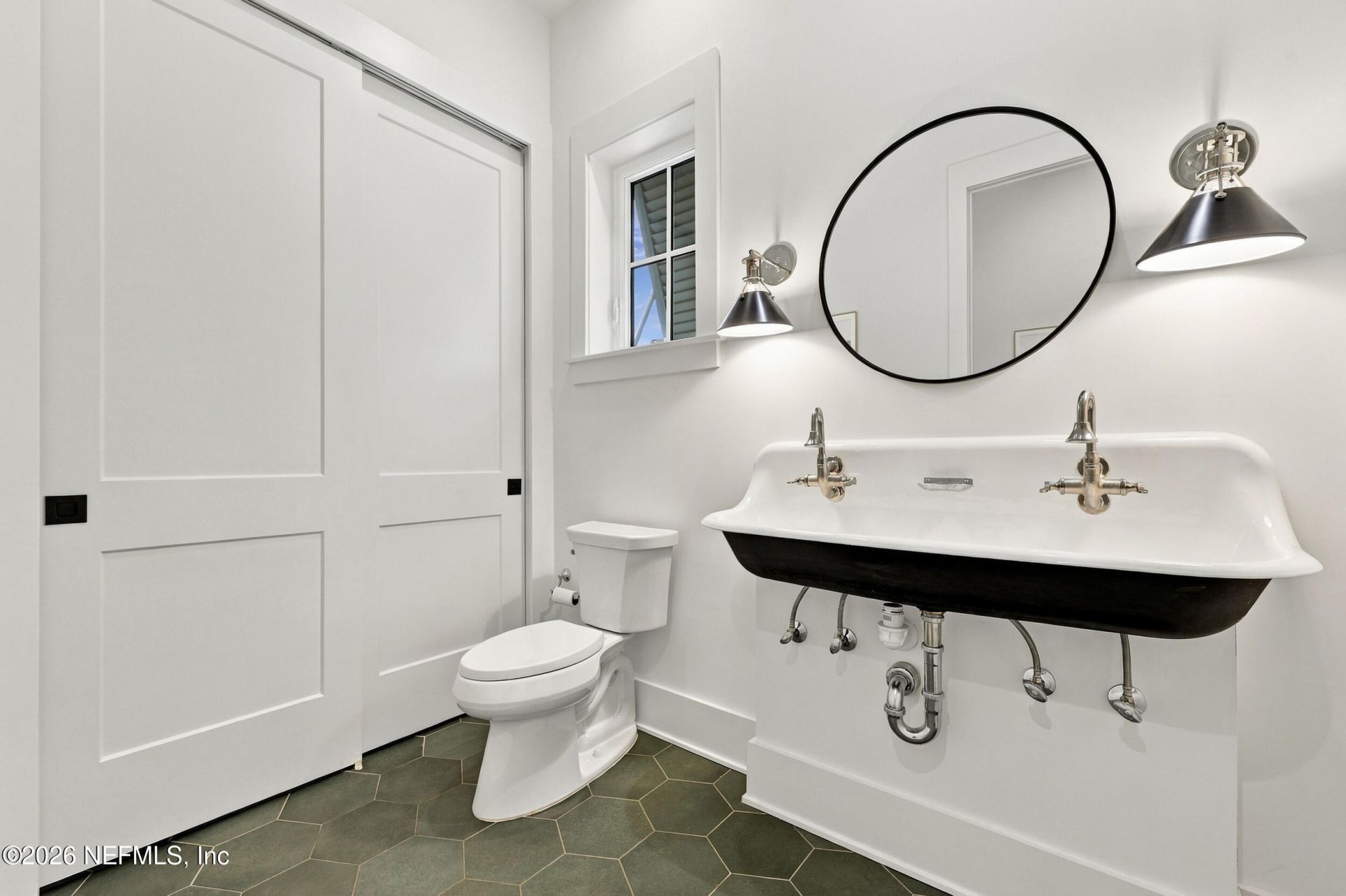 3002 Ocean Drive S, Jacksonville Beach, FL 32250 Photo