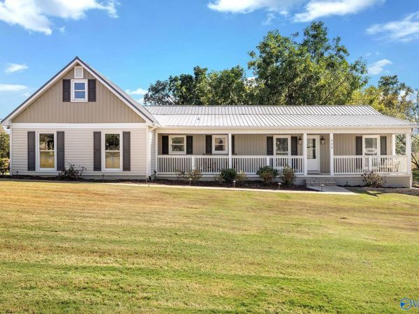 408 Camellia Street SW, Hartselle, AL 35640