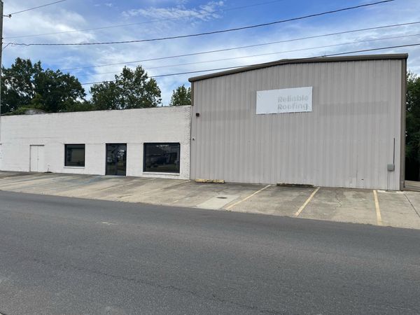 113 Ellisville Blvd., Laurel, MS 39440
