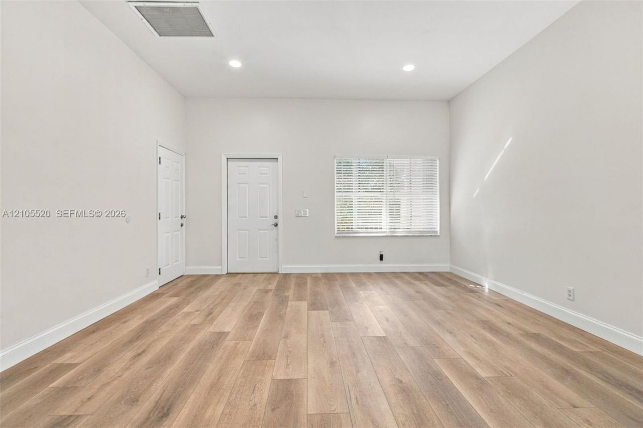 649 Willow Bend Rd, Weston, FL 33327 Photo