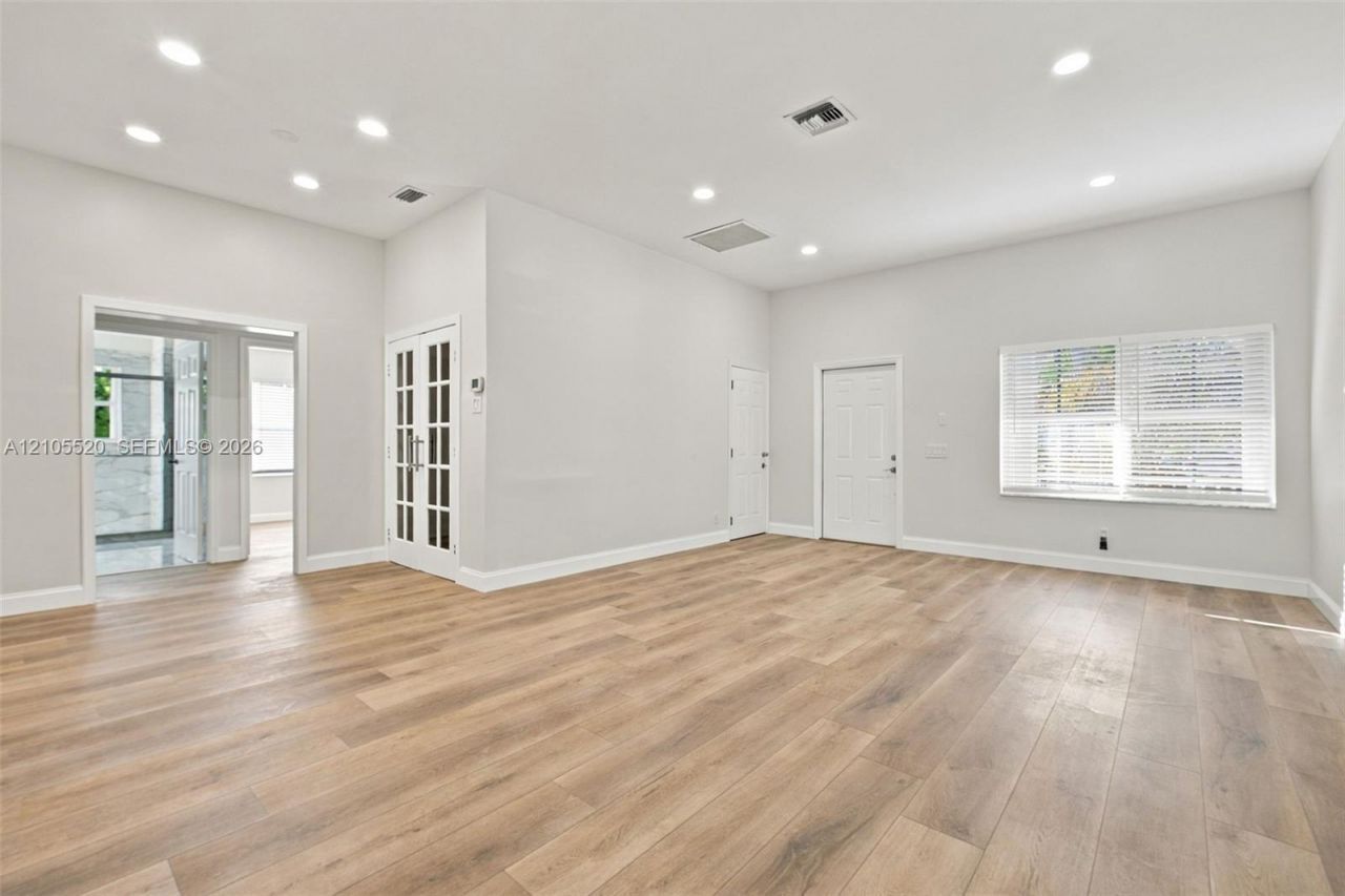 649 Willow Bend Rd, Weston, FL 33327 Photo