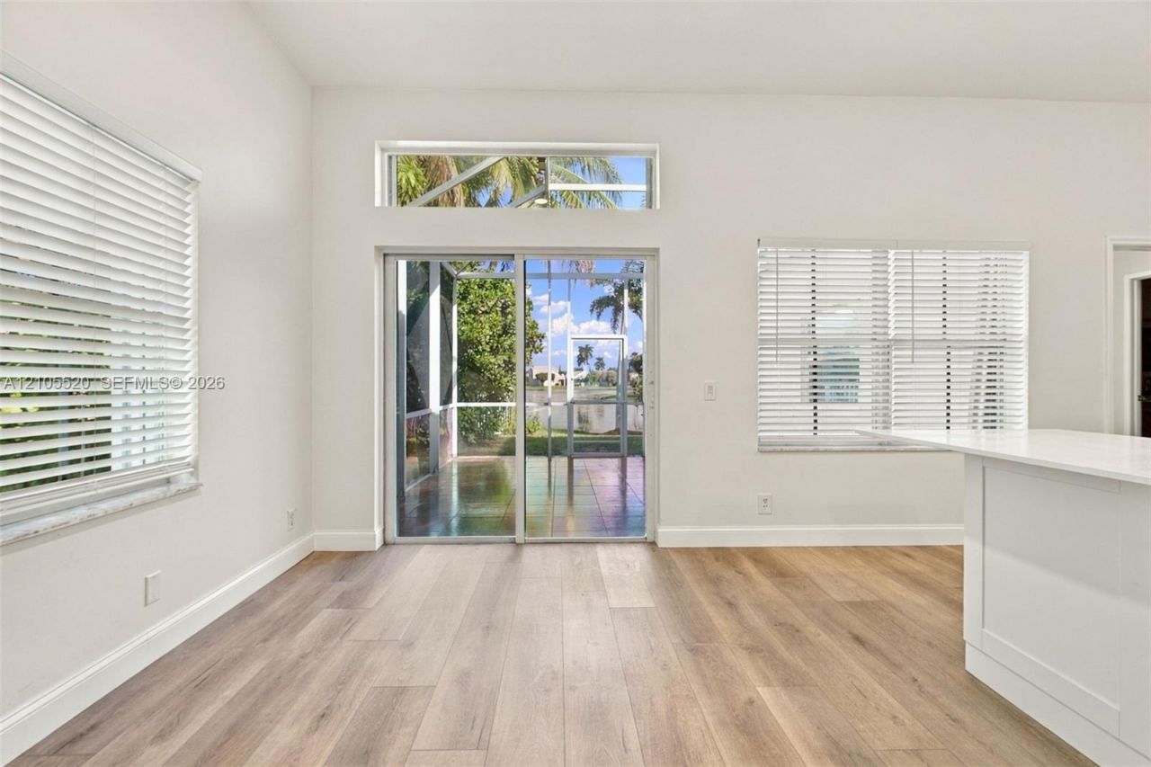 649 Willow Bend Rd, Weston, FL 33327 Photo