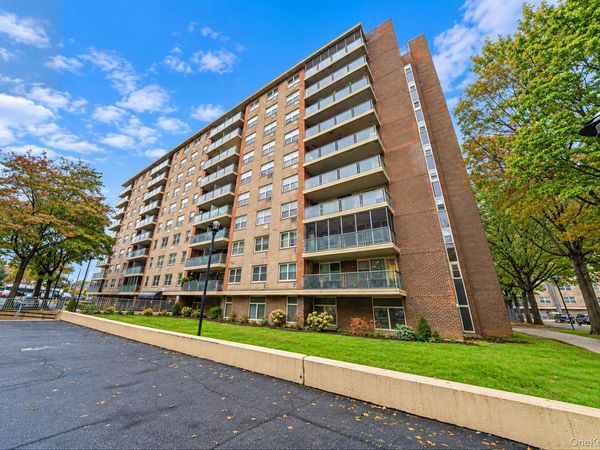 400 Cozine Avenue, Unit 1J, Brooklyn, NY 11207