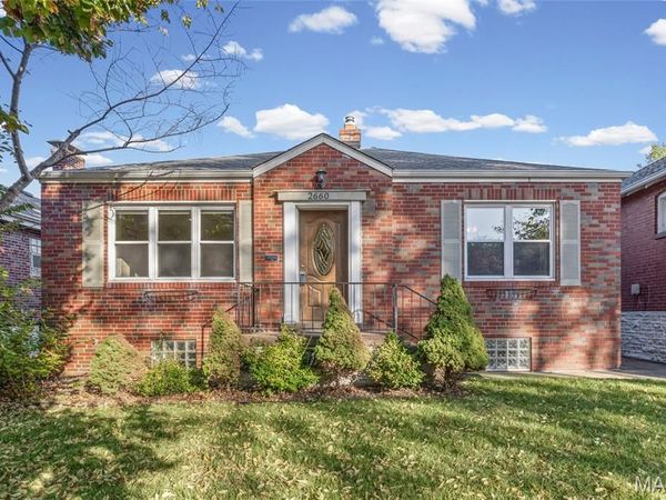 2660 Pennsylvania Avenue, St Louis, MO 63118