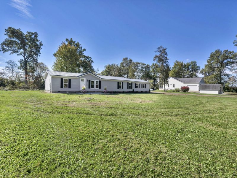 10465 Bean Road, Mechanicsburg, OH 43044 Photo 3