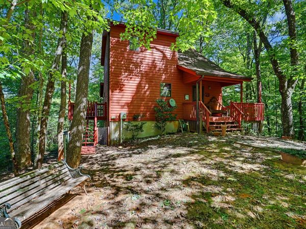 618 Bent Laurel Ridge Road, Clayton, GA 30525