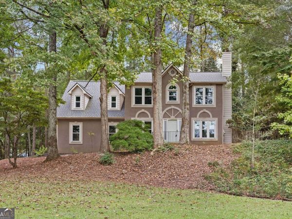 1877 Quail Run Run, Lawrenceville, GA 30044