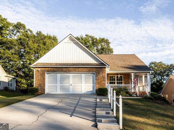 921 Stone Creek Court, Monroe, GA 30655