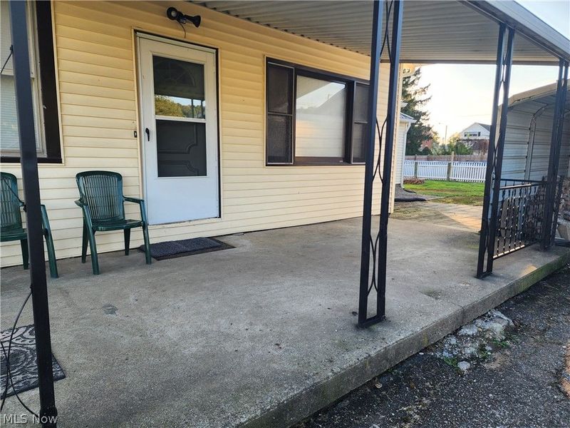 221 Washington Street, Coshocton, OH 43812 Photo 3