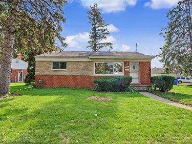 31740 Norrid Circle, Warren, Mi 48092