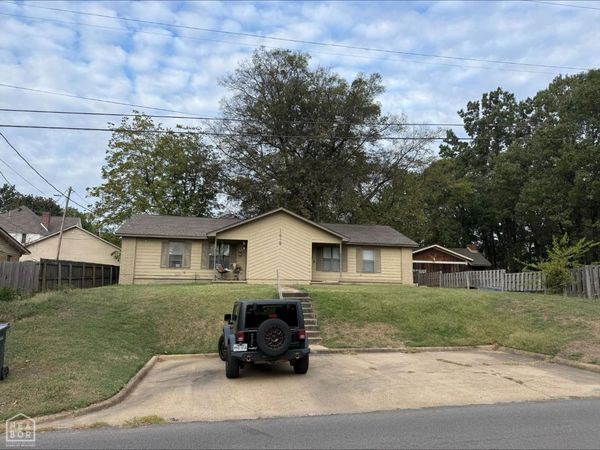 1413 S Church Street, Jonesboro, AR 72401