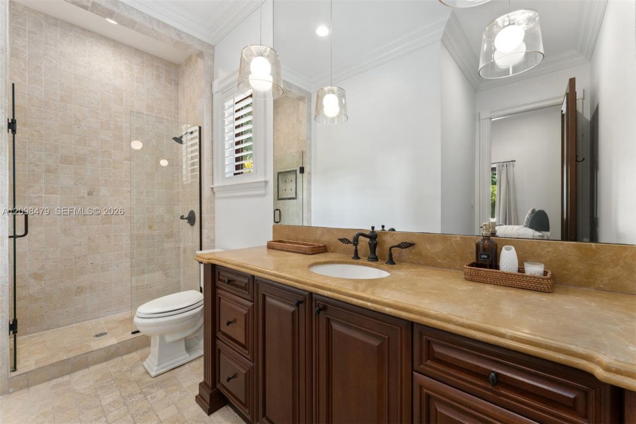 6645 SW 102nd St, Pinecrest, FL 33156 Photo