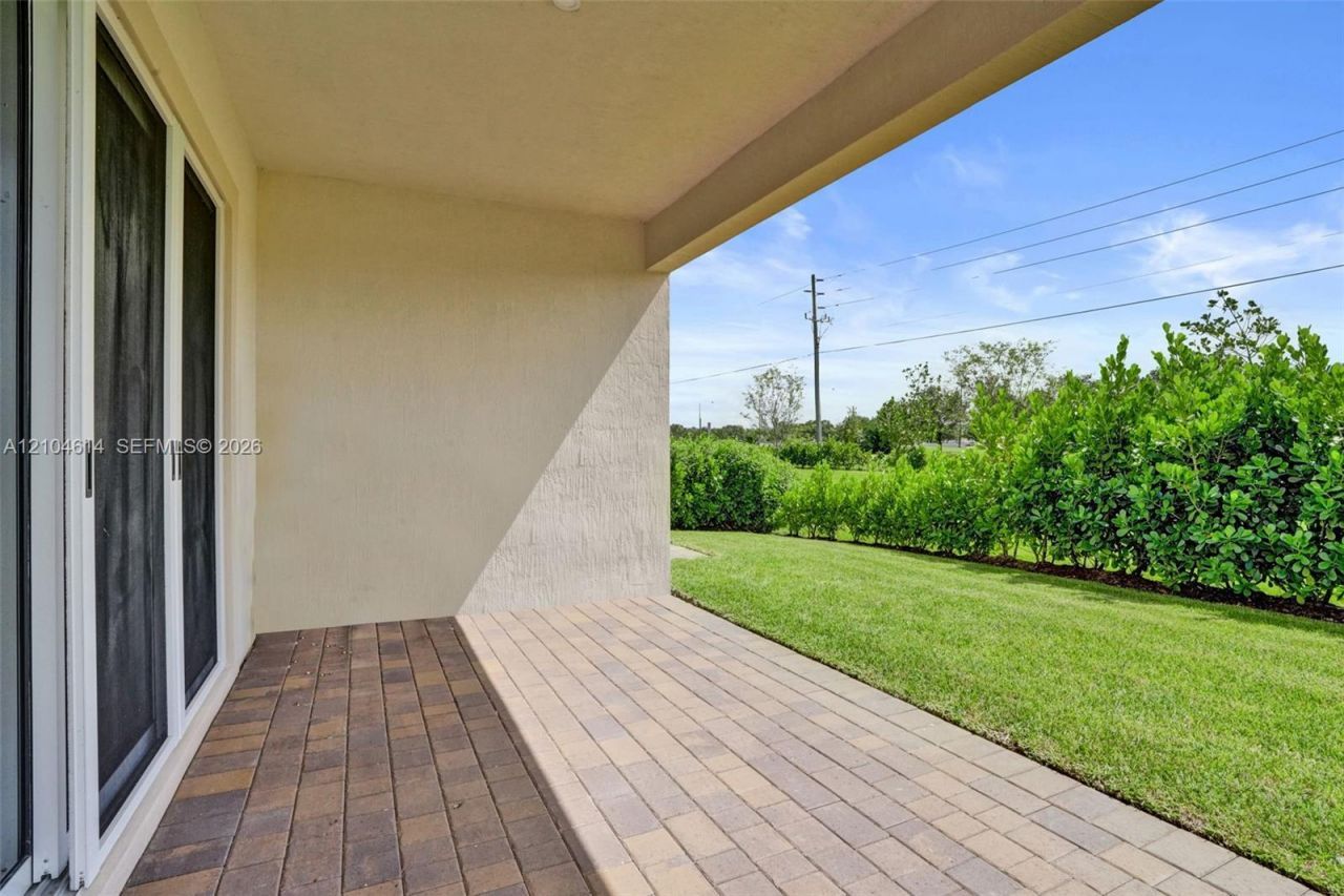 12240 SW 44th Ct , Davie, FL 33330 Photo