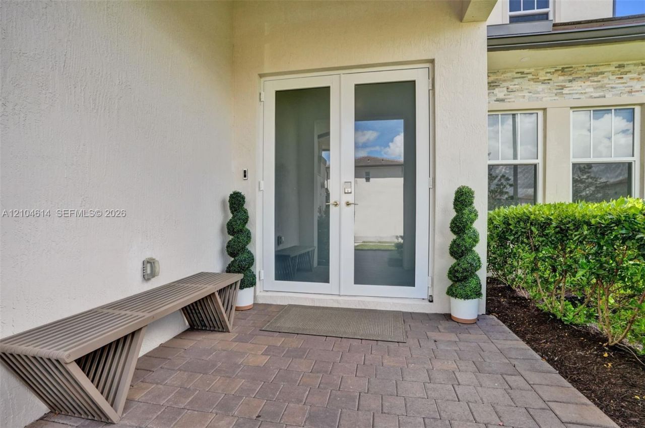 12240 SW 44th Ct , Davie, FL 33330 Photo