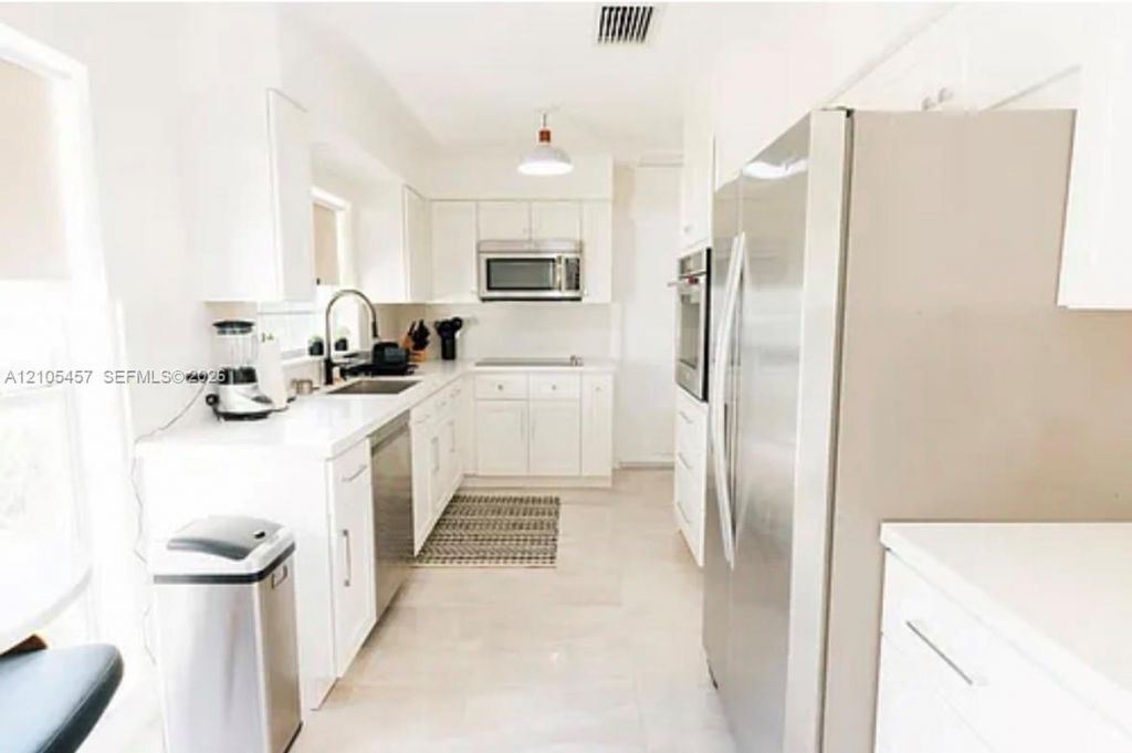 1083 SW 25th Ave , Boynton Beach, FL 33426 Photo
