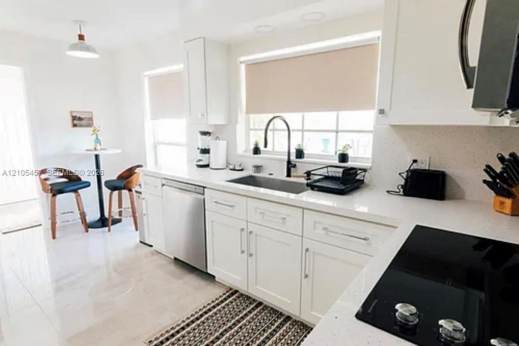 1083 SW 25th Ave , Boynton Beach, FL 33426 Photo