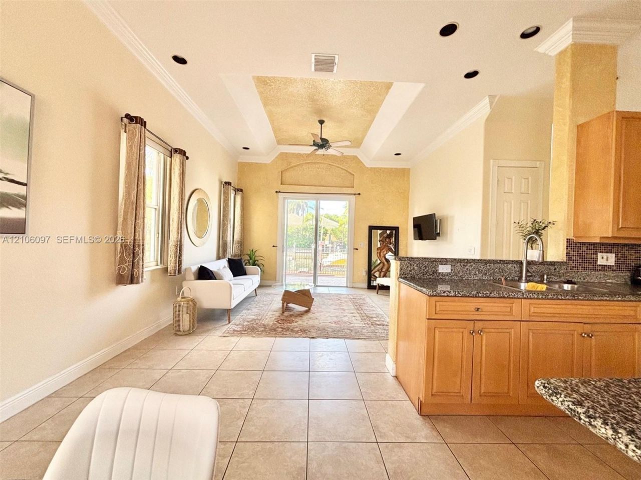 1141 Waterside Ln , Hollywood, FL 33019 Photo