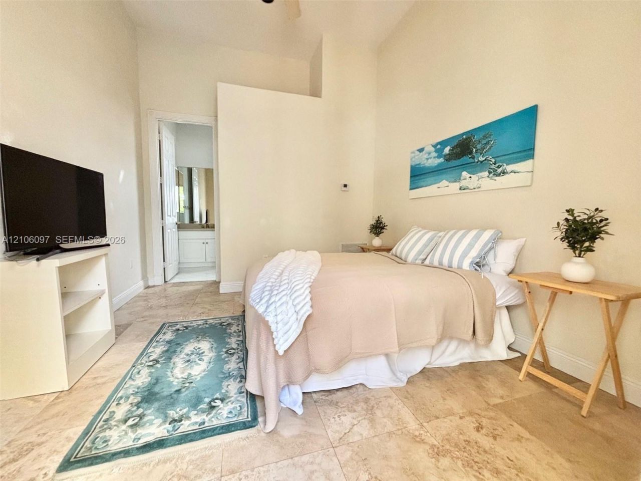 1141 Waterside Ln , Hollywood, FL 33019 Photo