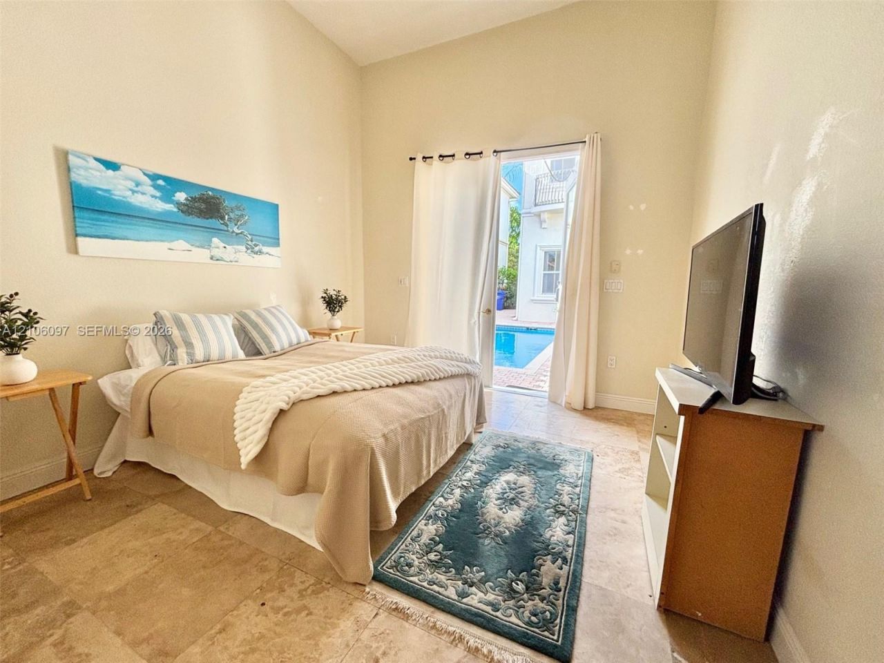 1141 Waterside Ln , Hollywood, FL 33019 Photo