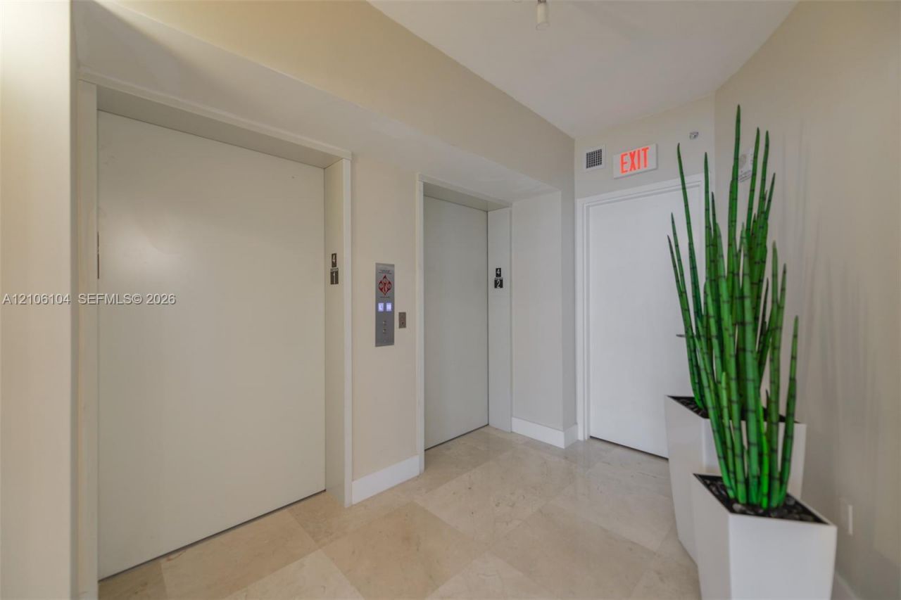 3101 S Ocean Dr , Unit 404, Hollywood, FL 33019 Photo