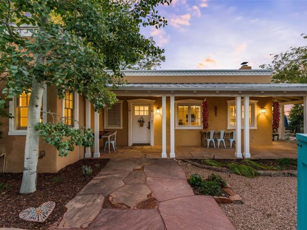 208 Williams Street , Santa Fe, NM 87501