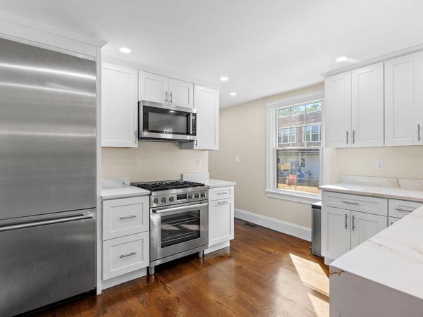 172-174 Blue Hill Ave, Unit 174, Milton, MA 02186