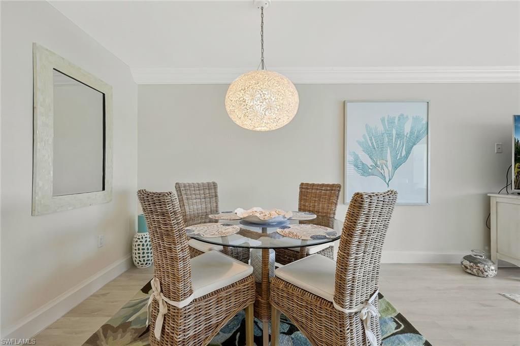 222 Harbour Dr , Unit 407, Naples, FL 34103 Photo