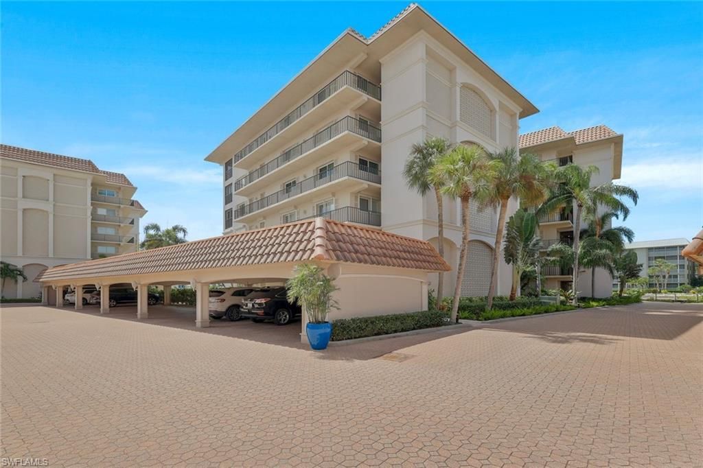 222 Harbour Dr , Unit 407, Naples, FL 34103 Photo