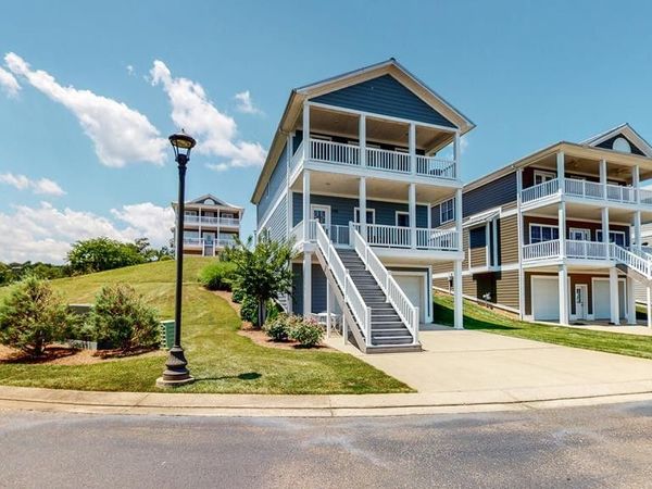 328 Breakers Bend Dr , Buchanan, TN 38222
