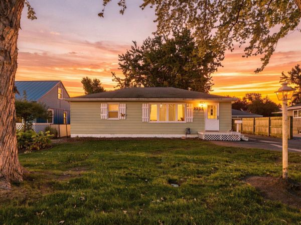 5254 Kentucky Avenue N, Crystal, MN 55428