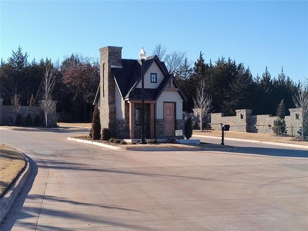 14812 AUTUMN RIDGE Lane, Jones, OK 73049
